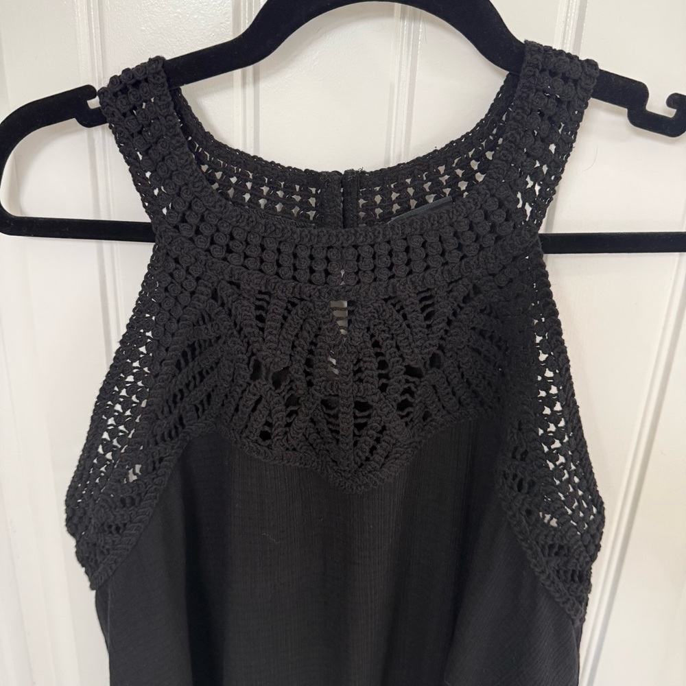 Torrid Black Crochet Yoke Halter Tank Top - Picture 3 of 8